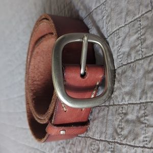 American Eagle leather belt